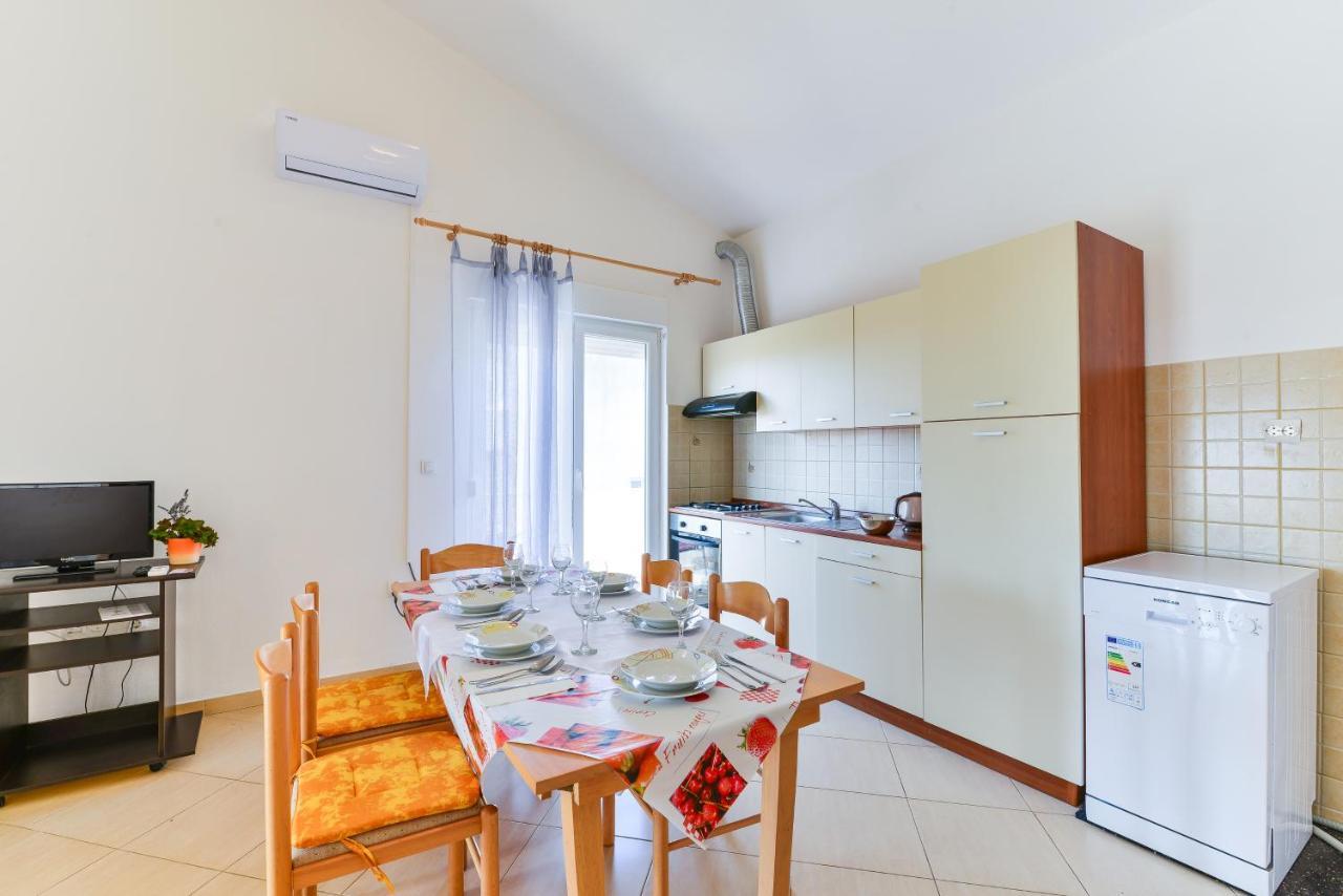 טוראני Apartments Lavanda מראה חיצוני תמונה